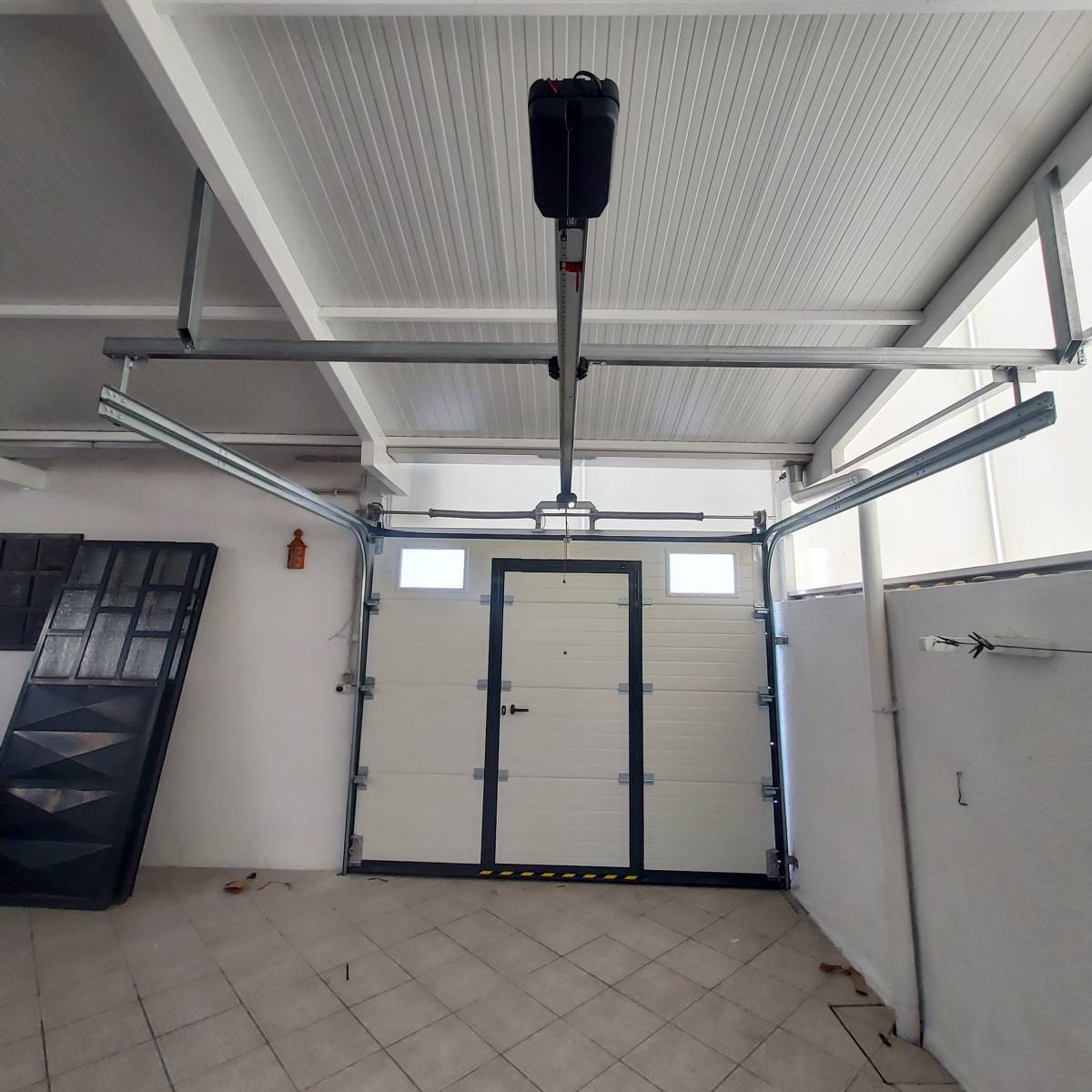 Vagotecto - Estruturas Metálicas, Lda - Vagos - Instalación o reemplazo de la puerta del garaje