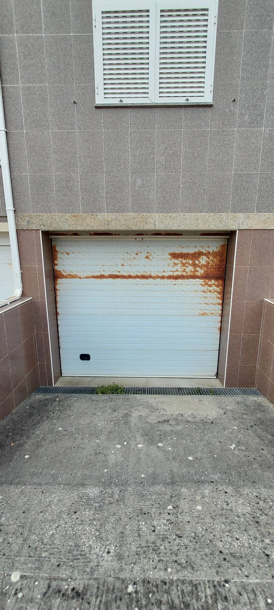 Vagotecto - Estruturas Metálicas, Lda - Vagos - Garage Door Installation or Replacement