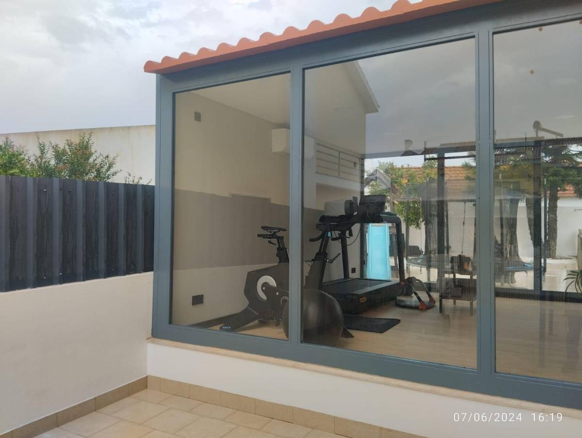 Skilser-Metal Solutions (Serralheria) - Montijo - Garage Door Installation or Replacement
