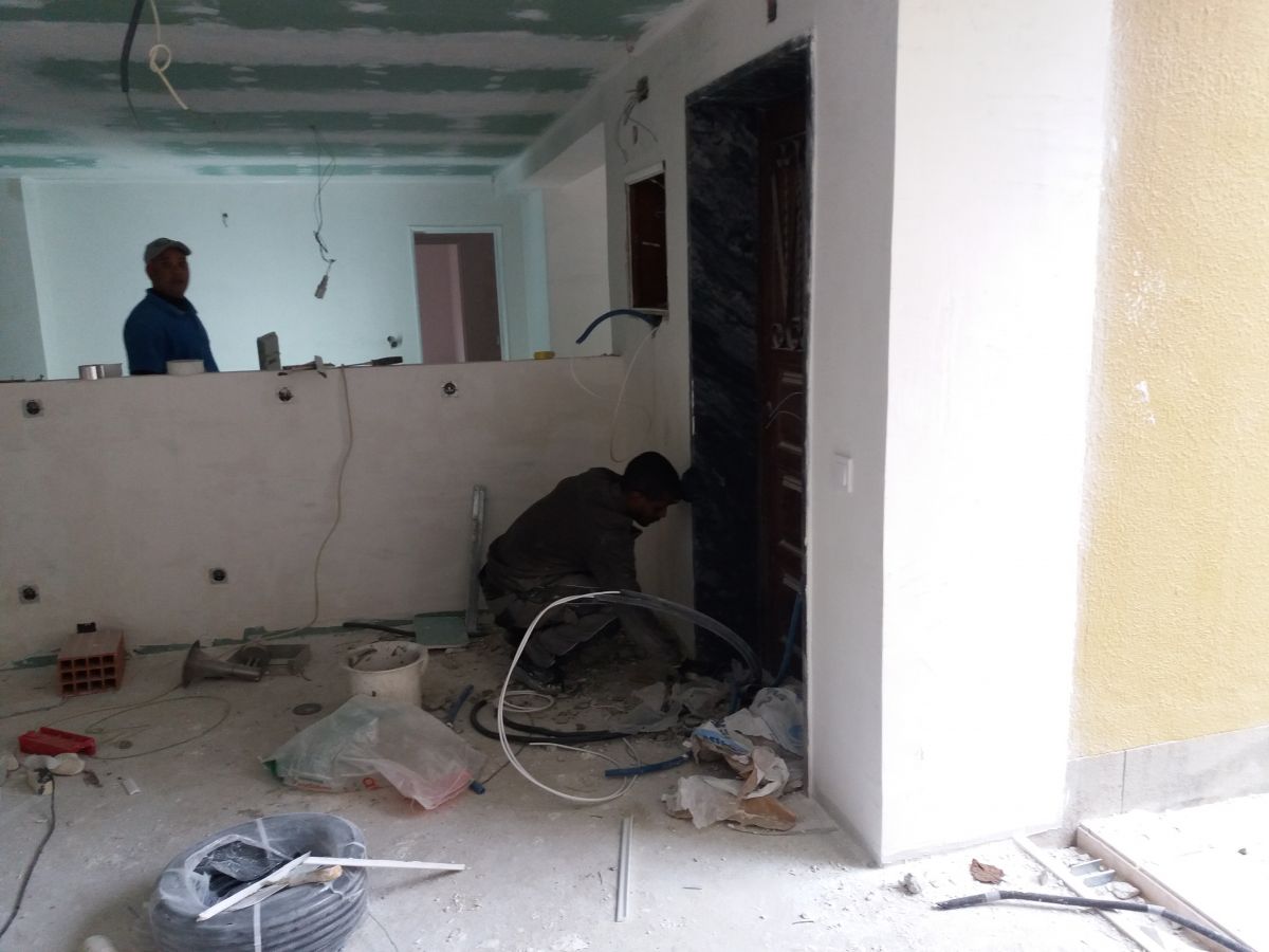 Jeremod Remodelação Lda - Sintra - Concrete Flooring Installation