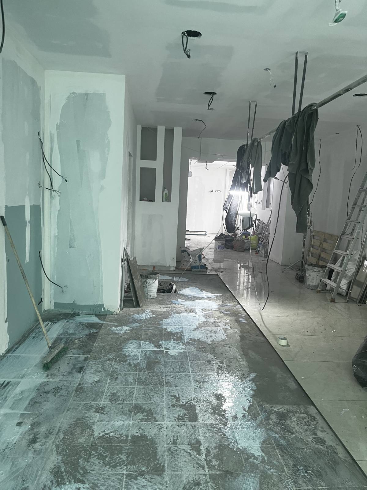 Walid - Loures - Railing Repair
