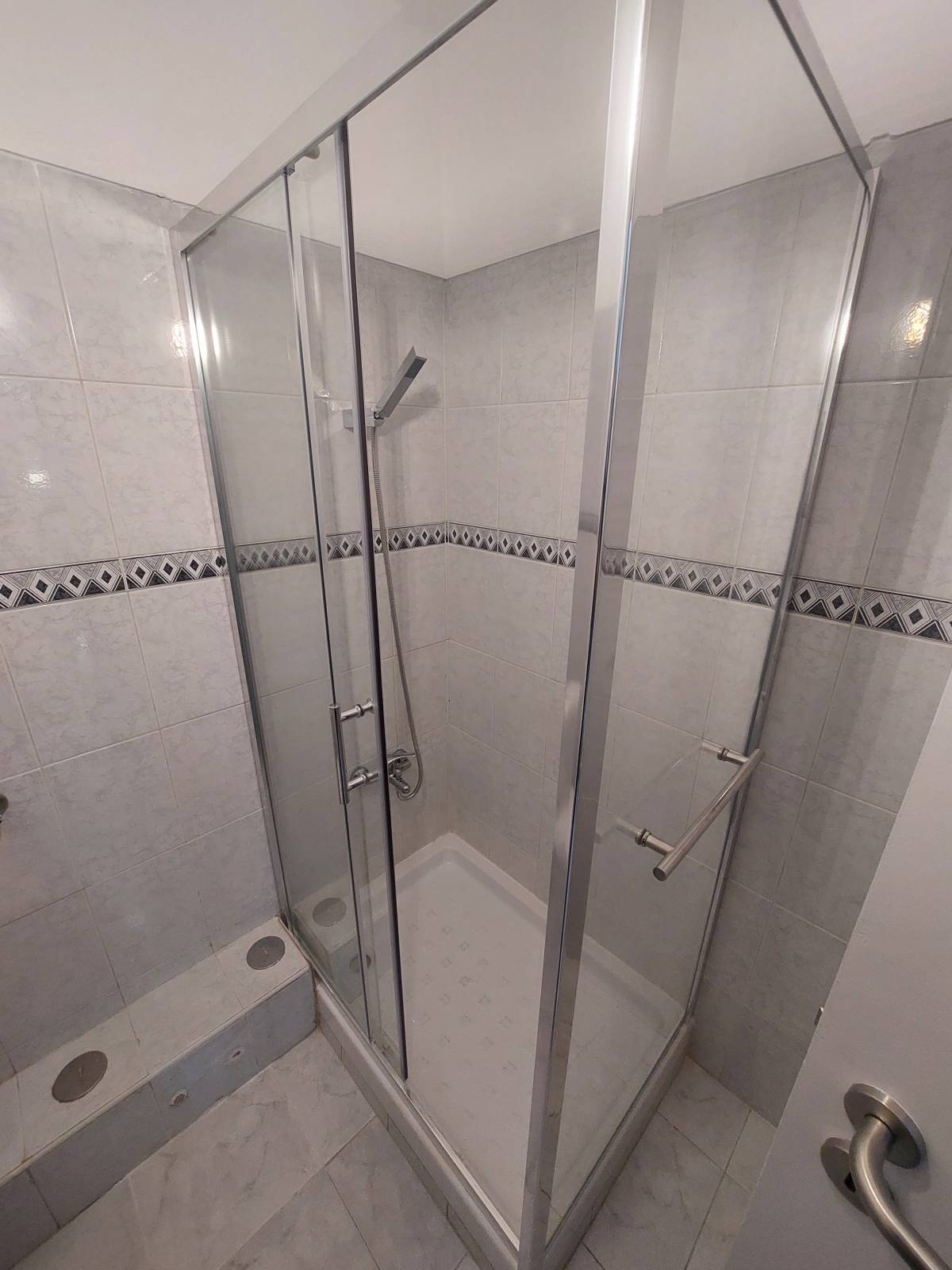 André Delgado - Seixal - Plumbing Pipe Installation