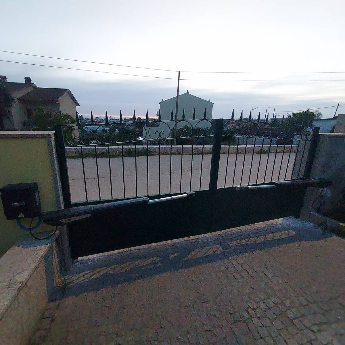 Vagotecto - Estruturas Metálicas, Lda - Vagos - Instalación o reemplazo de la puerta del garaje
