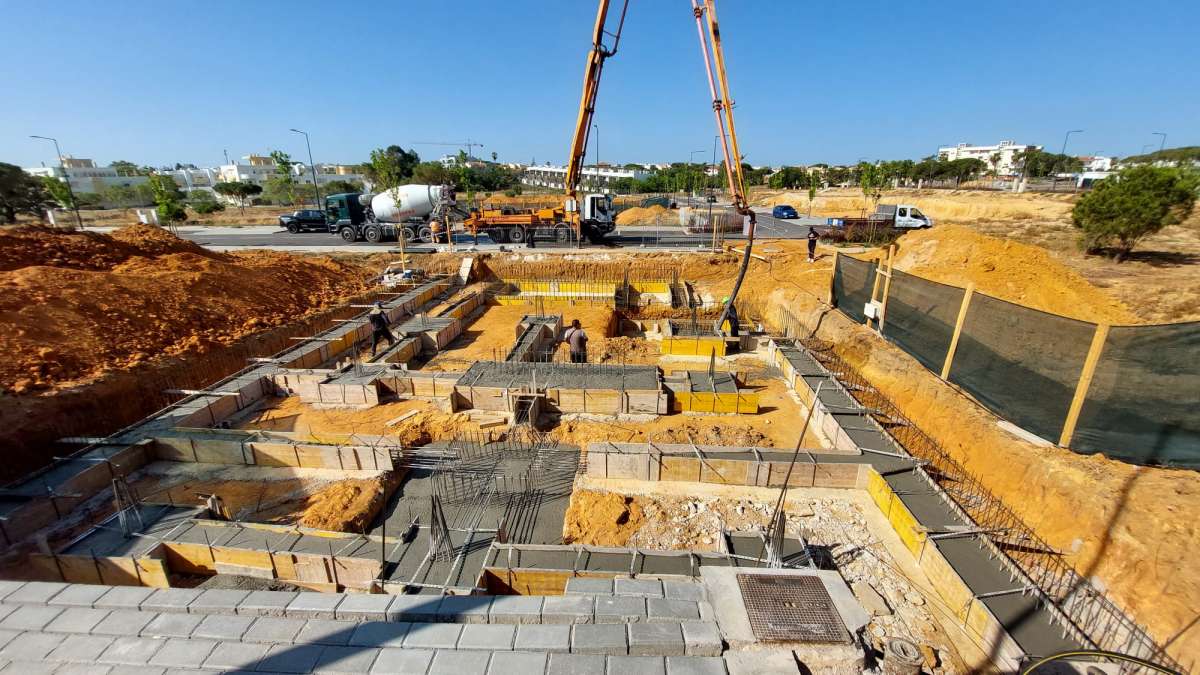 Construmax - Loulé - Demolição de Construções