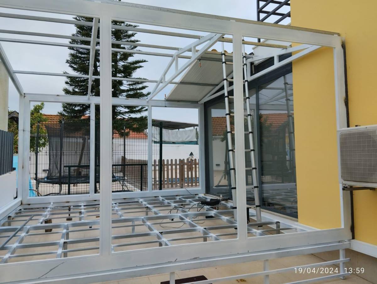 Skilser-Metal Solutions (Serralheria) - Montijo - Fences
