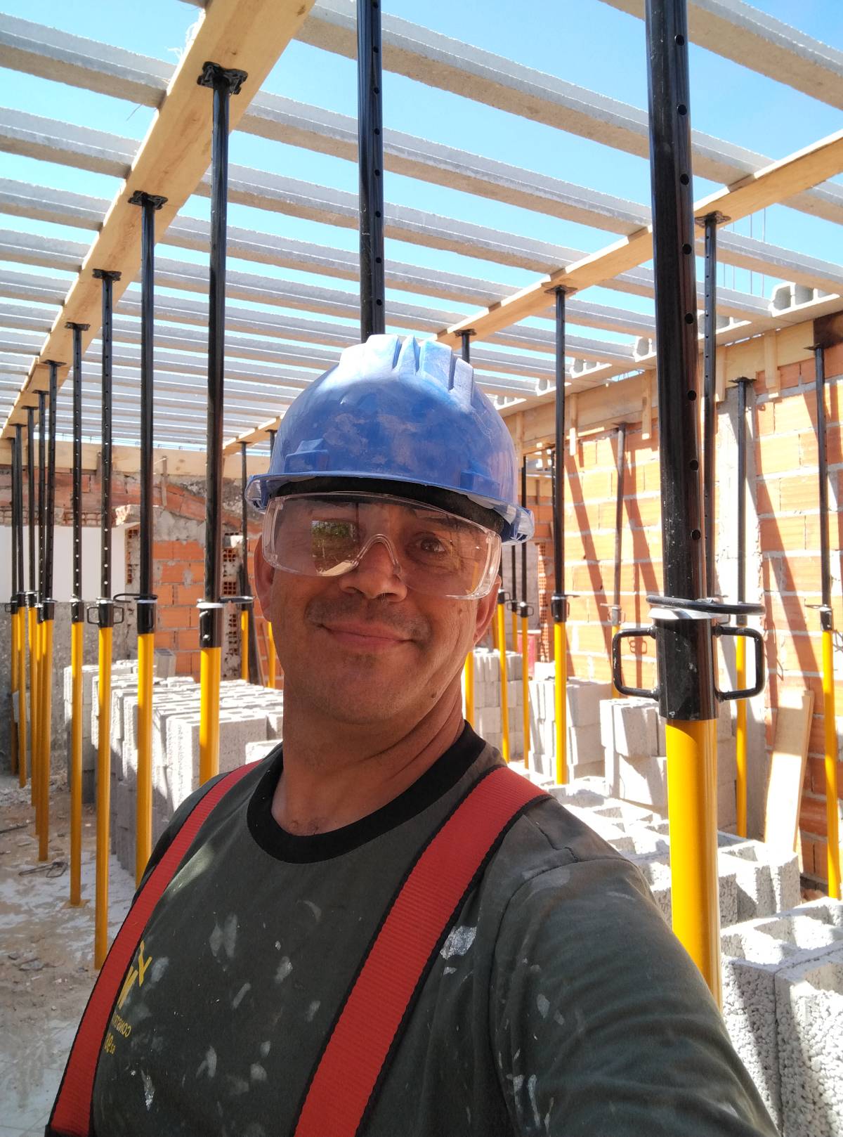 Nilson Gomes - Aveiro - Revestimento de Pavimento