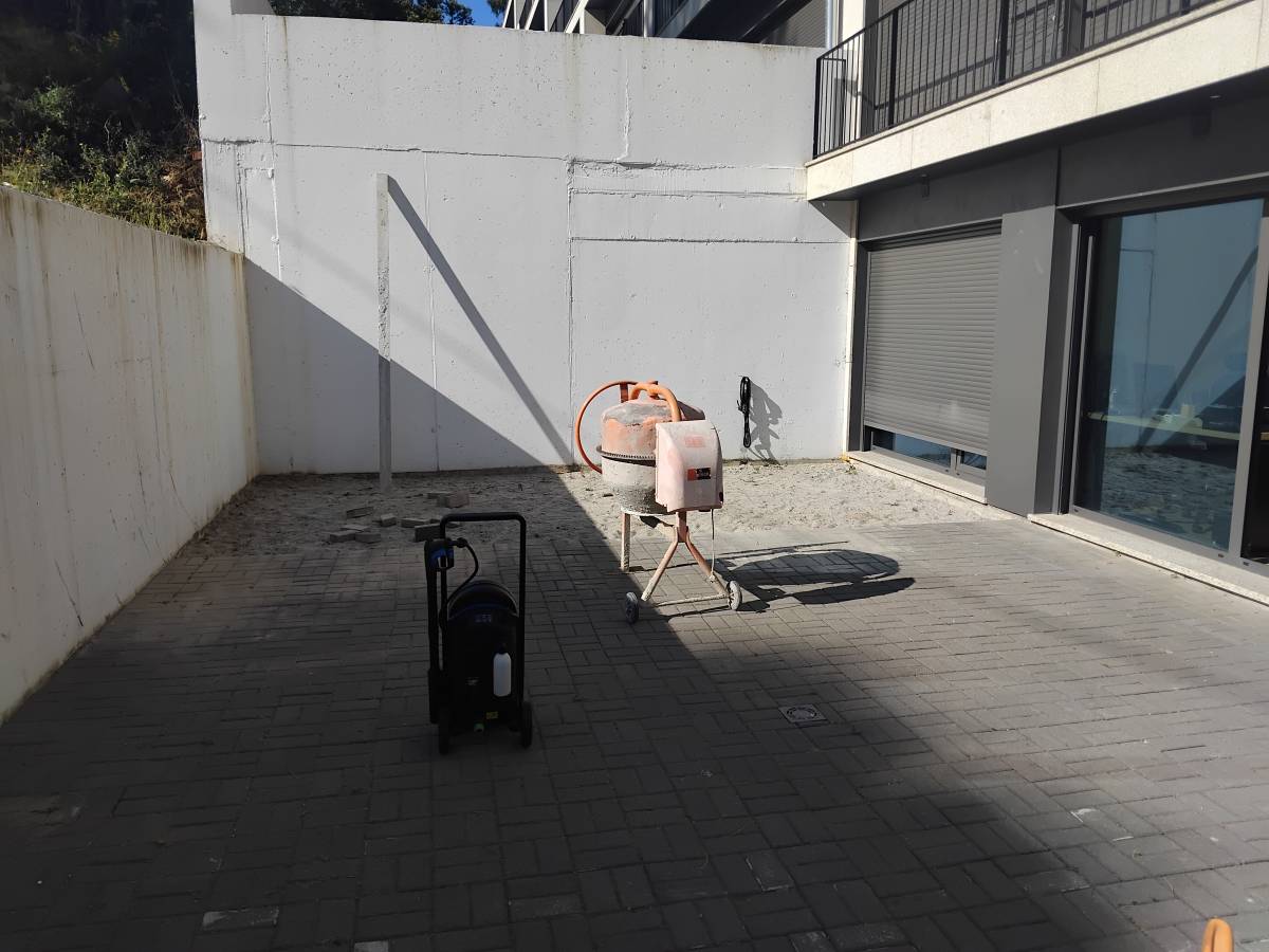 Teixeira remodelações - Cinfães - Manutenção e Reparação de Terraço