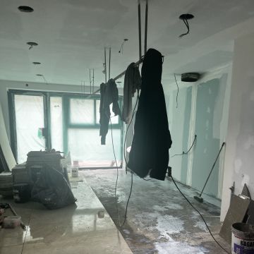 Walid - Loures - Floor Tiling