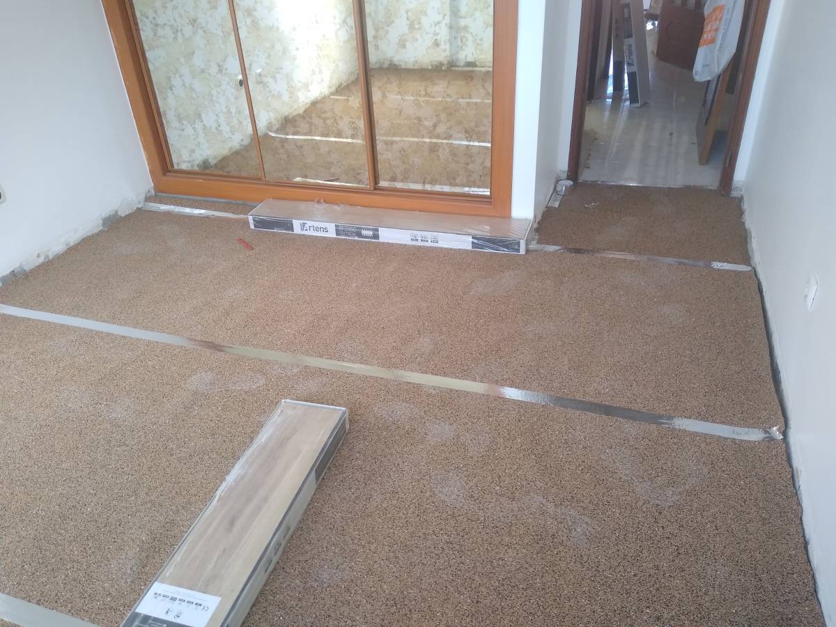 Scapinello Remodelação e construções - Seixal - Limpeza de Telhado