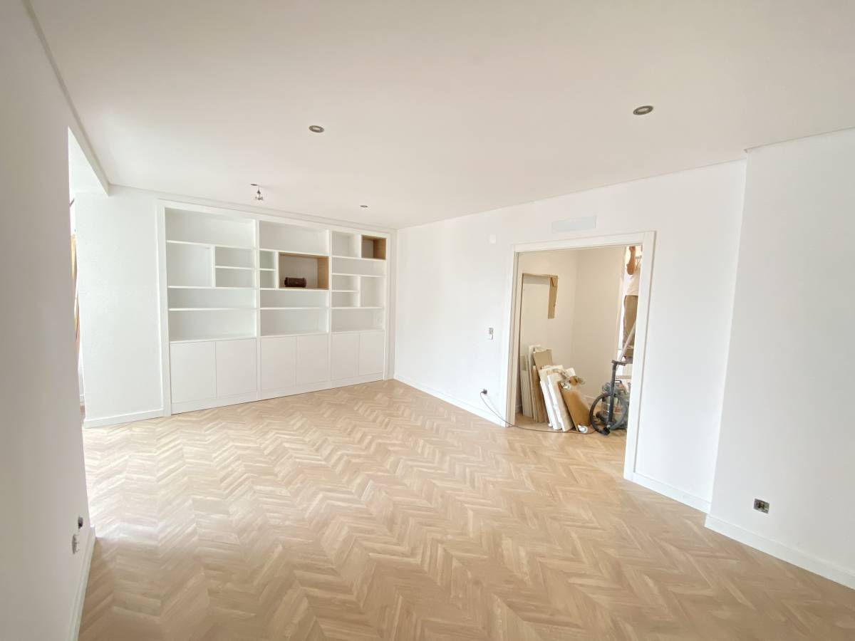 OldNewHouse - Caldas da Rainha - Empreiteiros / Pedreiros