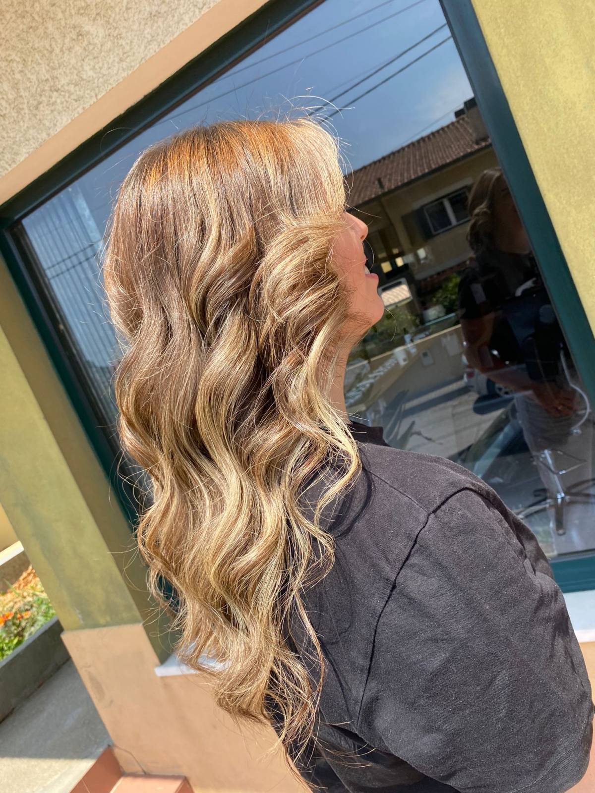 Carina - Gondomar - Hairdressers and Makeup Artists