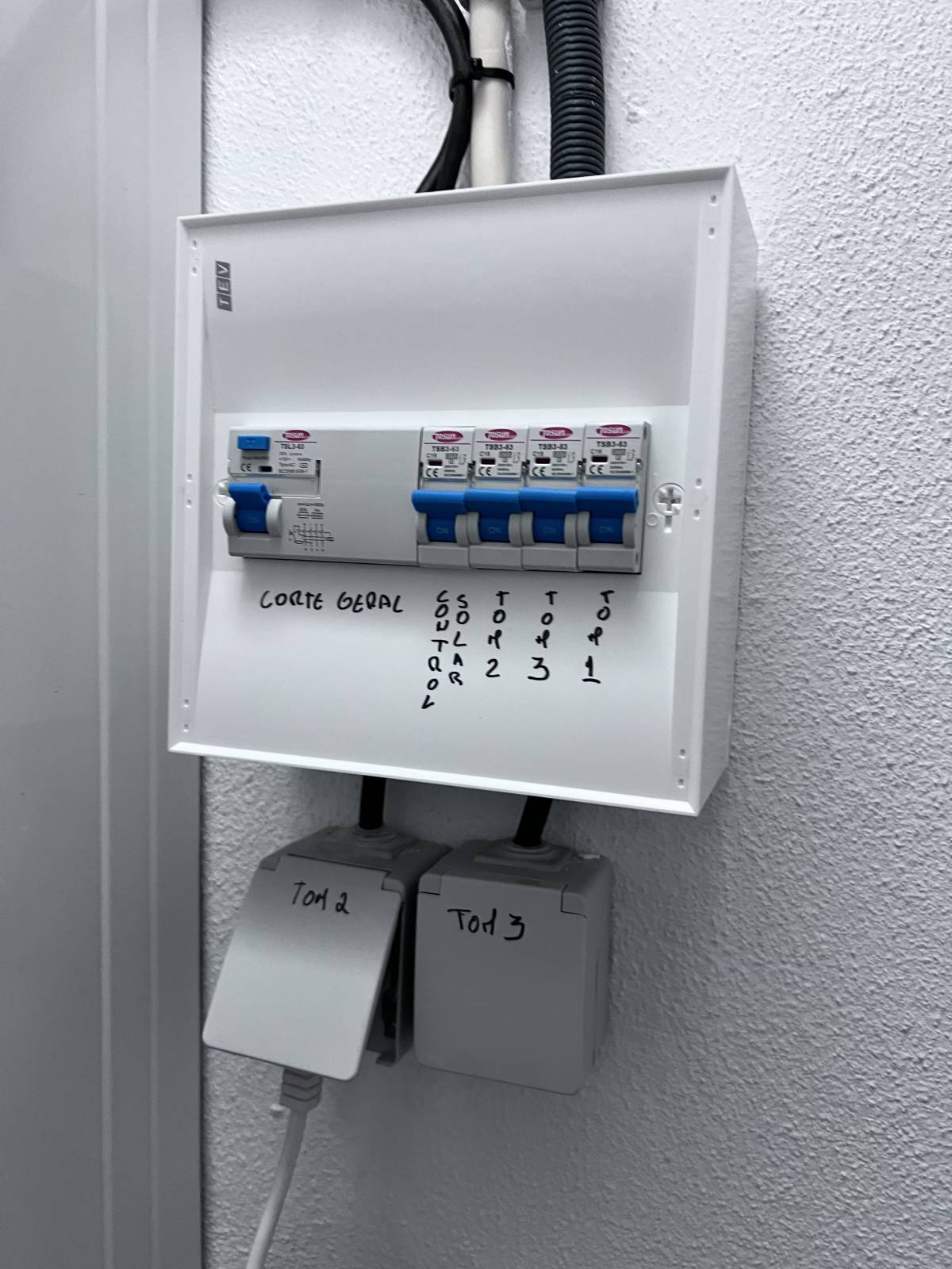 OldNewHouse - Caldas da Rainha - Remoção de Lixo e Entulho