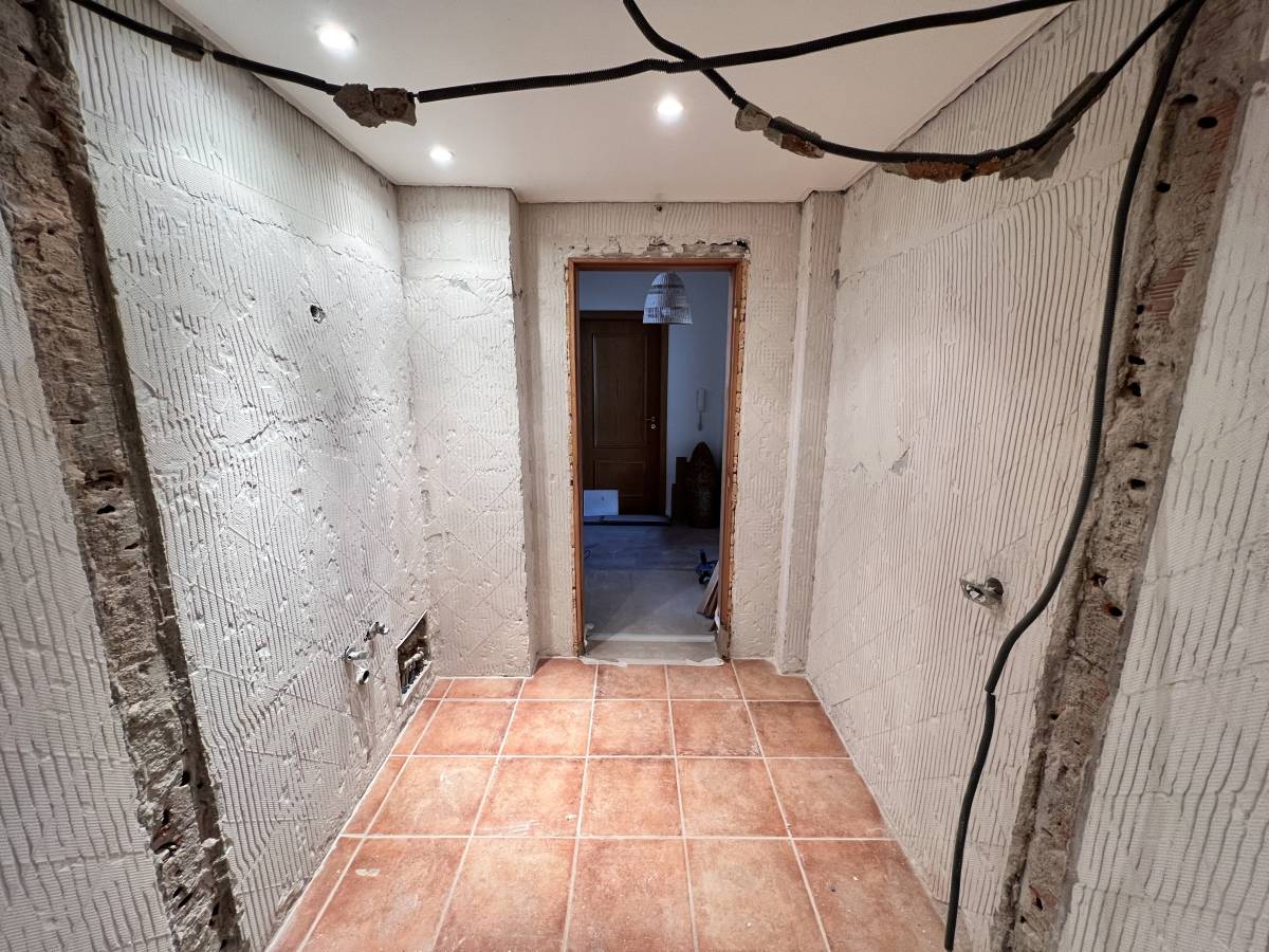 OldNewHouse - Caldas da Rainha - Instalação ou Substituição de Portão de Garagem