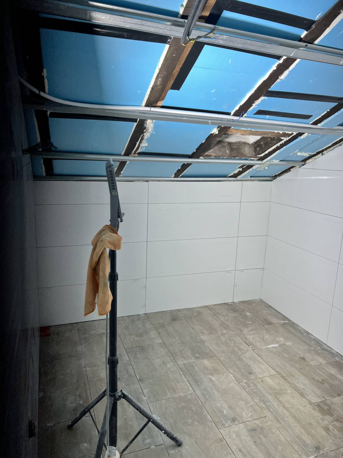 OldNewHouse - Caldas da Rainha - Reparação de Móveis