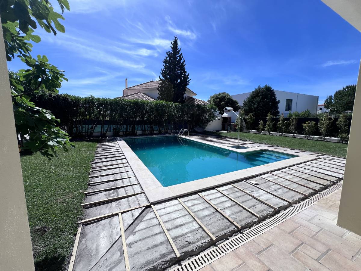 OldNewHouse - Caldas da Rainha - Limpeza ou Inspeção de Painel Solar