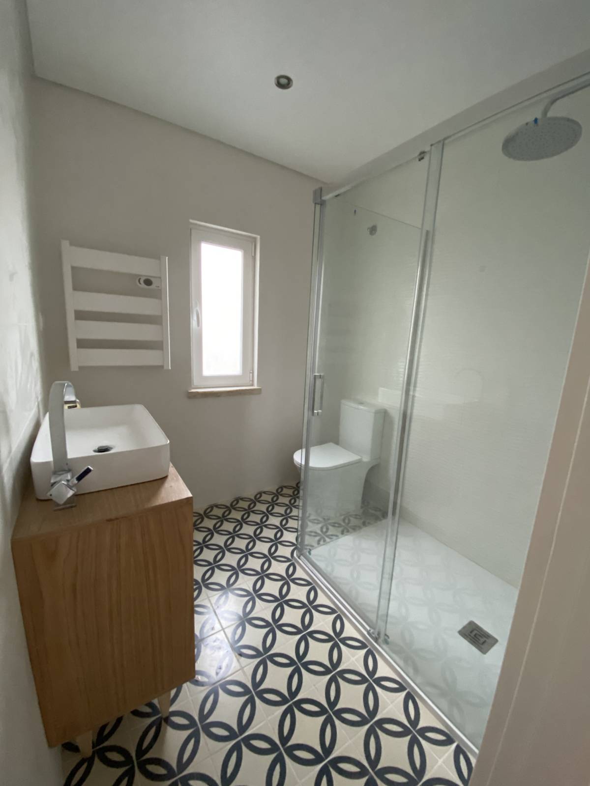 OldNewHouse - Caldas da Rainha - Remodelações e Construção