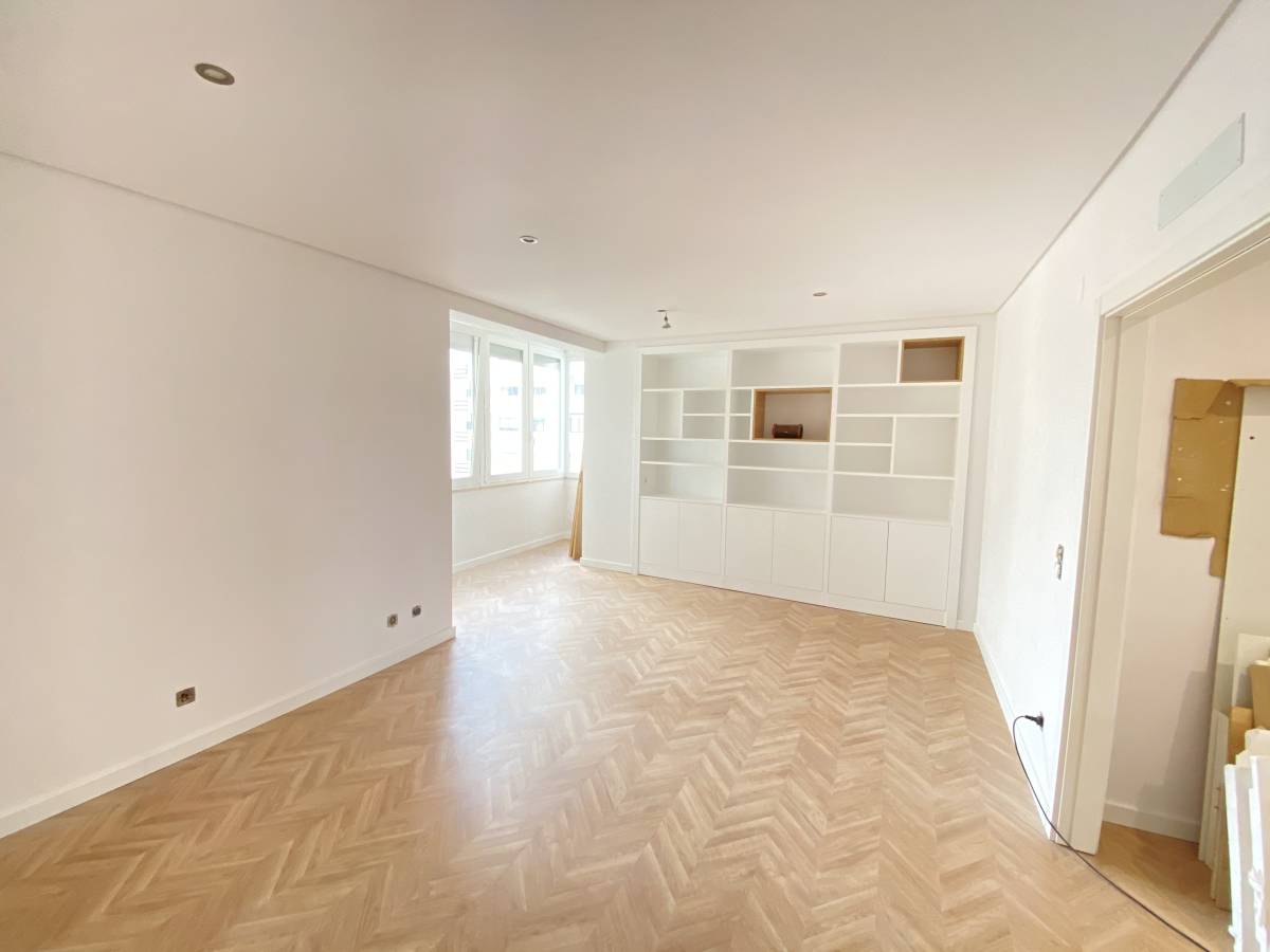 OldNewHouse - Caldas da Rainha - Instalação de Ventoinha