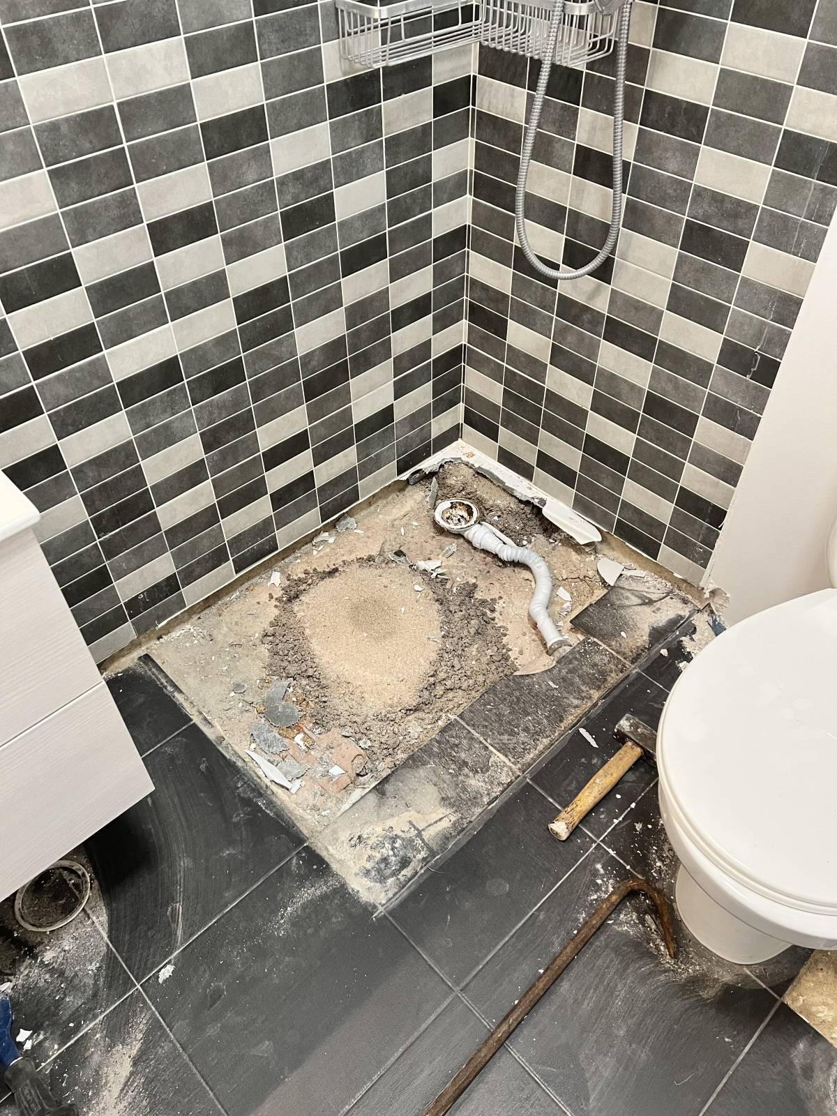 OldNewHouse - Caldas da Rainha - Reparação ou Manutenção de Máquina de Lavar Roupa