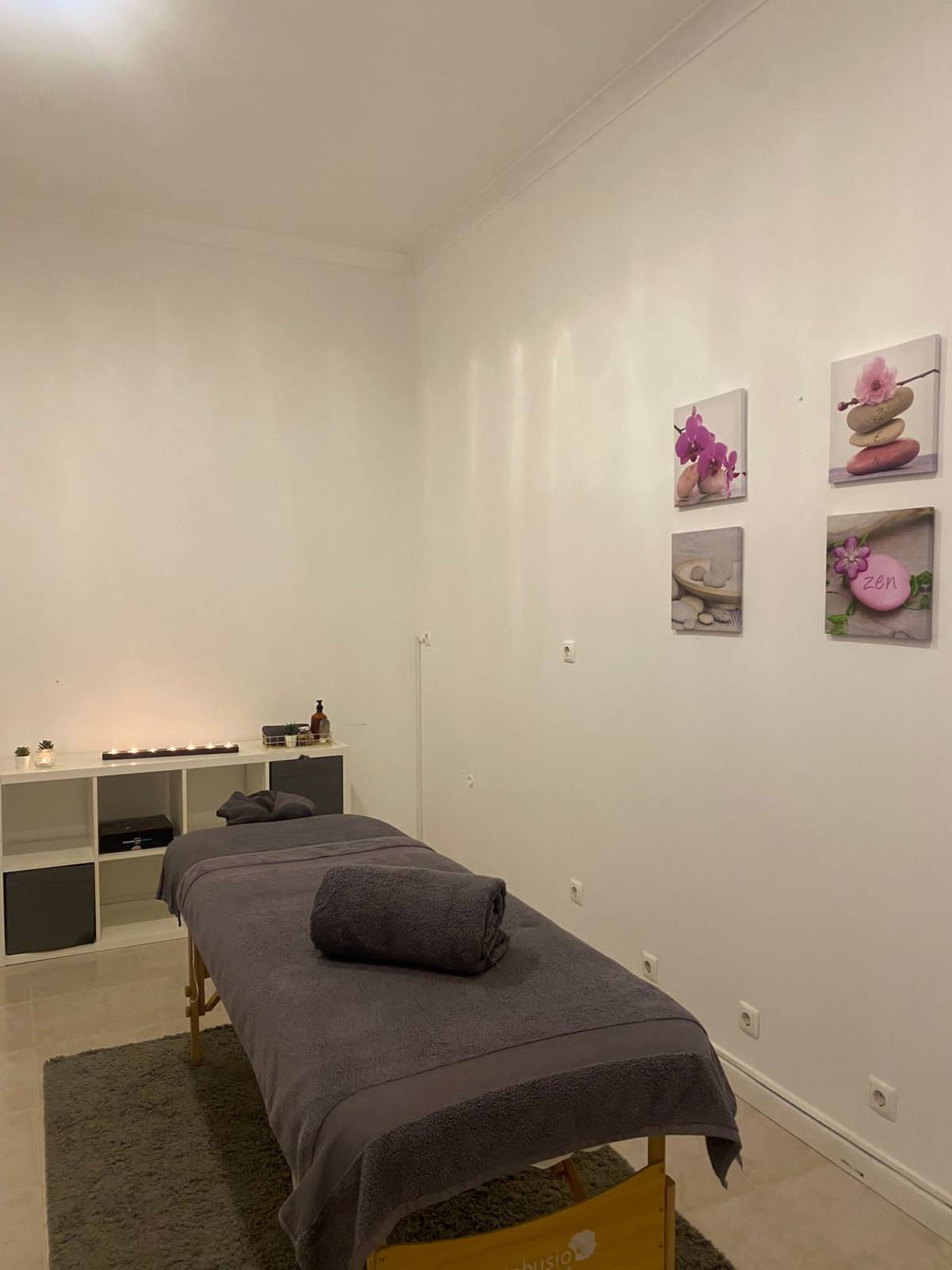 Anita Santos - Almada - Massagem Terapêutica