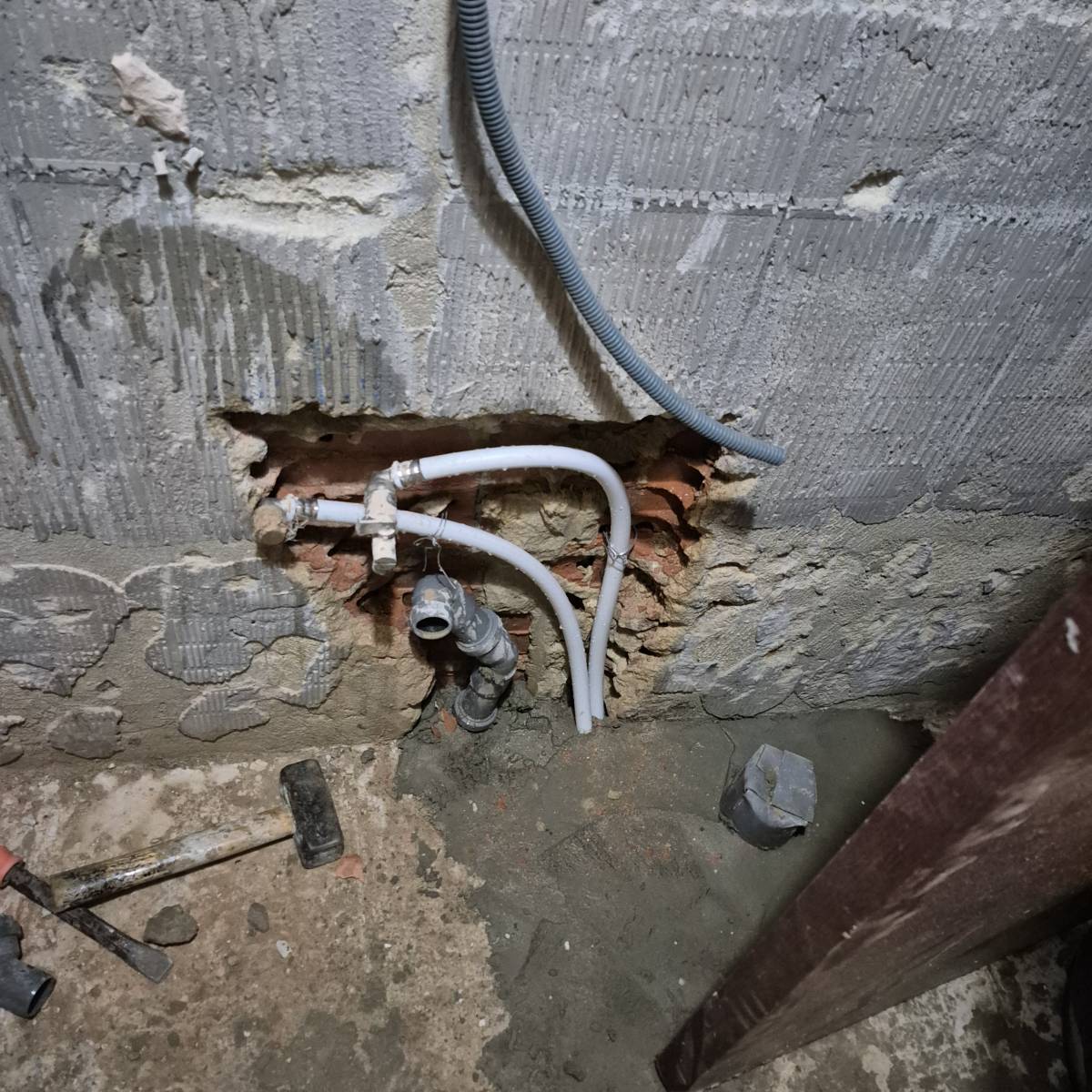Scapinello Remodelação e construções - Seixal - Construção de Teto Falso
