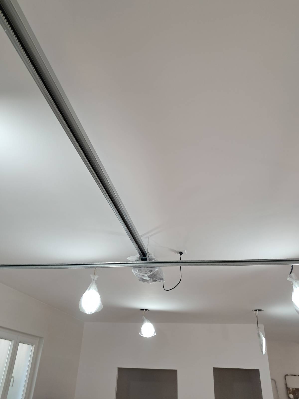 MSCASTRO-Remodelações Unipessoal, Lda - Vila Franca de Xira - Innenwand einbauen