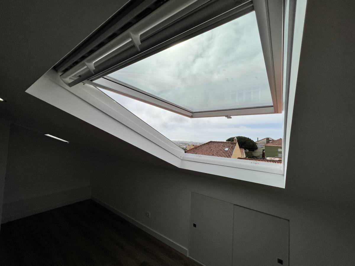 OldNewHouse - Caldas da Rainha - Instalação de Bancada de Cozinha