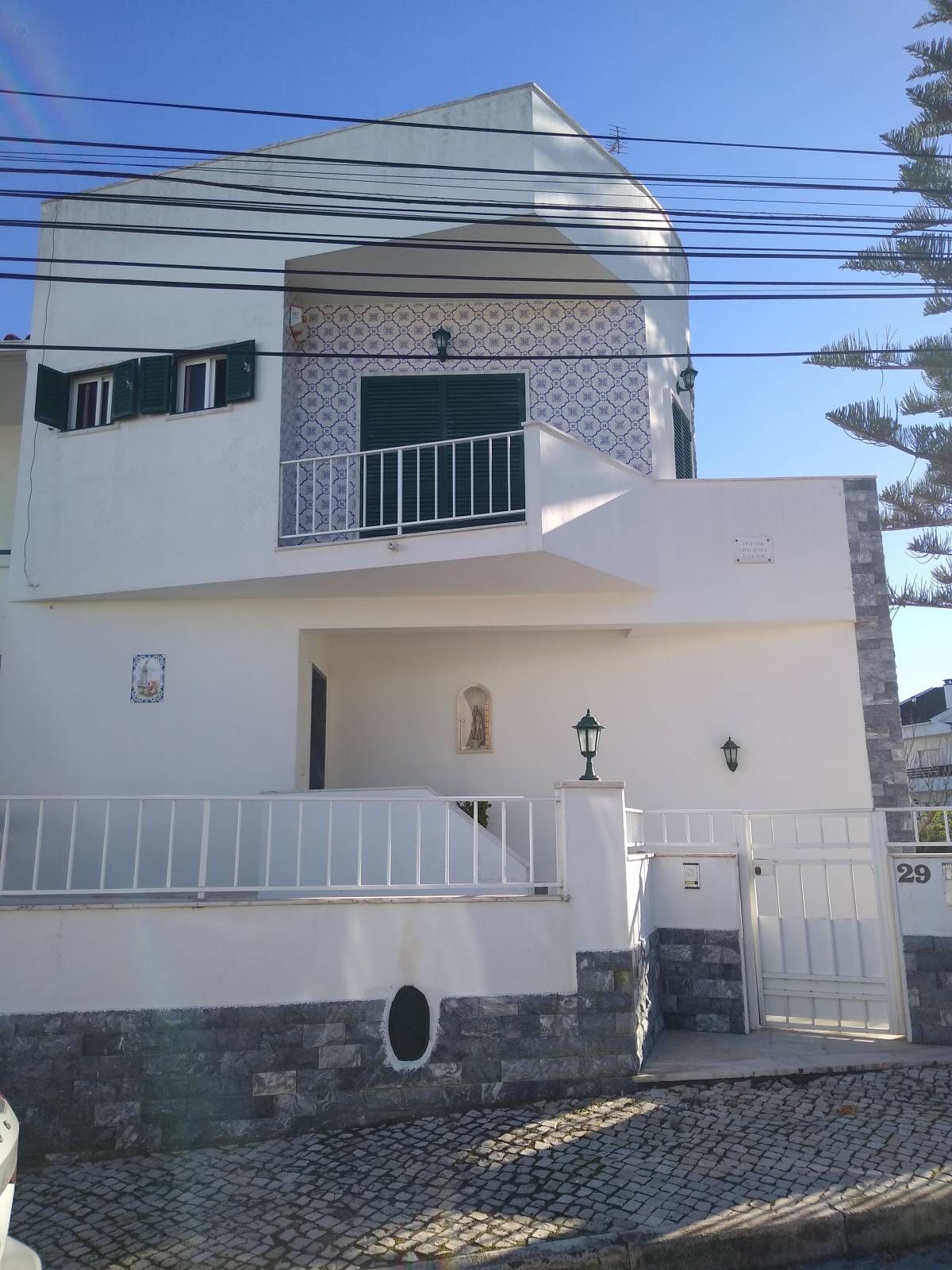 Scapinello Remodelação e construções - Seixal - Instalação de Pavimento em Pedra ou Ladrilho
