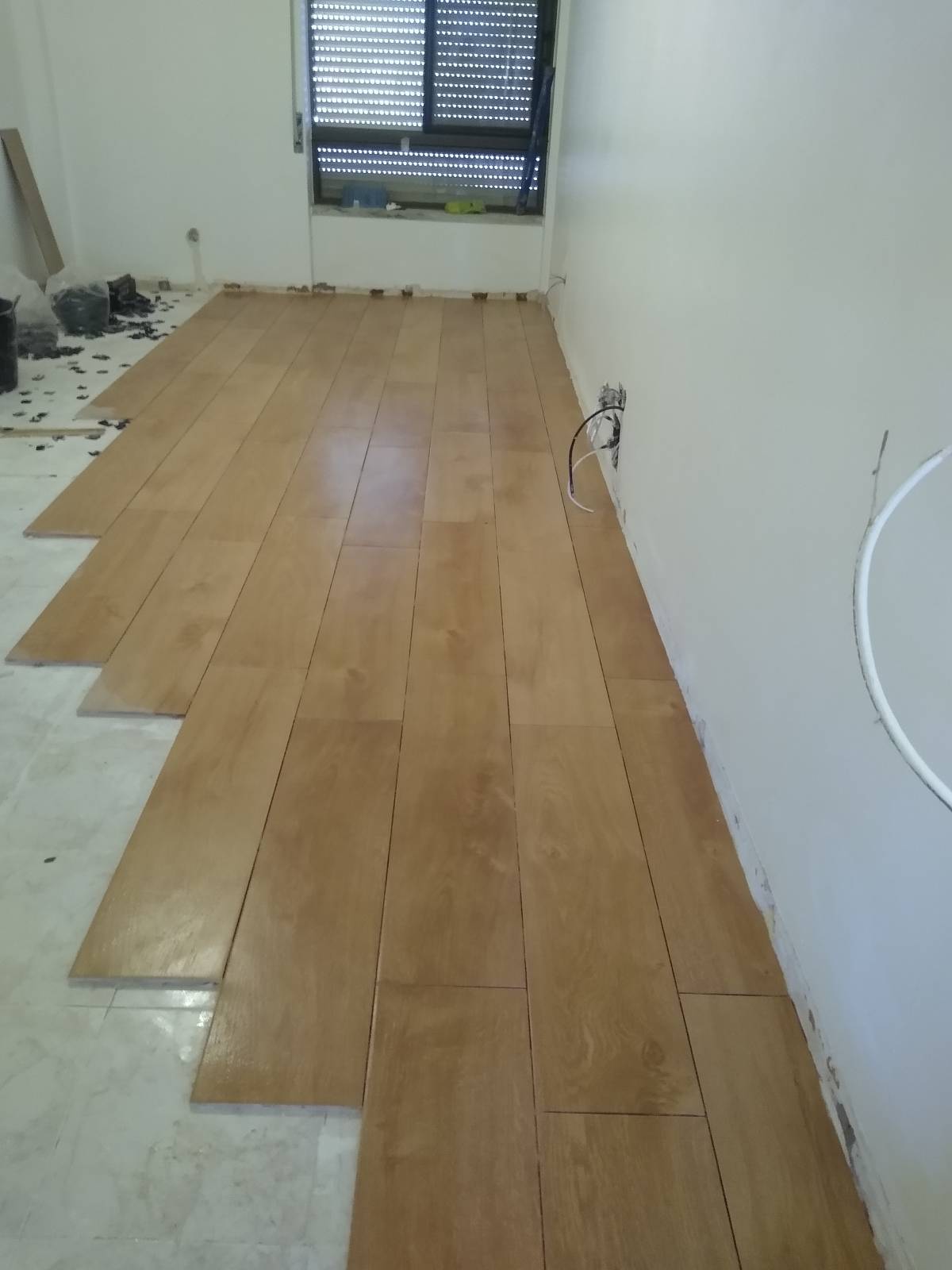 Scapinello Remodelação e construções - Seixal - Instalação, Reparação ou Remoção de Revestimento de Parede