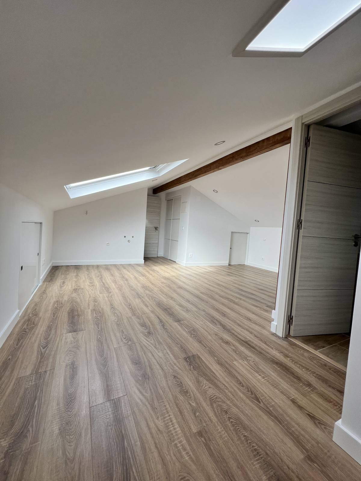 OldNewHouse - Caldas da Rainha - Mudança de Mesa de Bilhar