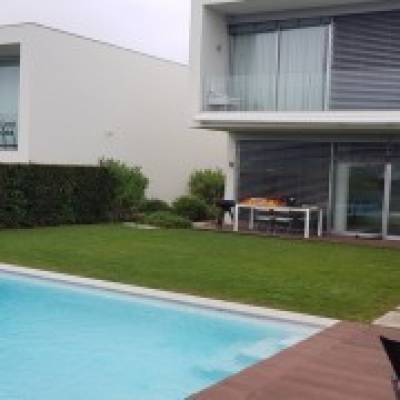 José Roberto Cordeiro Jardinagem - Sintra - Nivelación y clasificación de tierras: a pequeña escala (menos de 4000 m2)