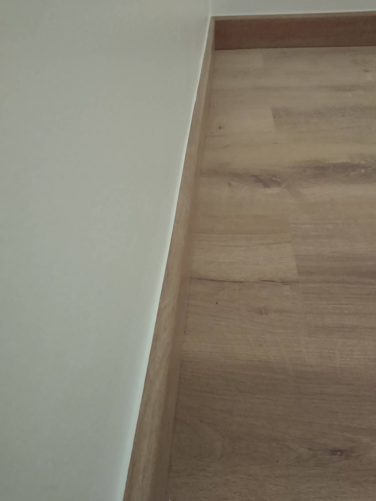 Scapinello Remodelação e construções - Seixal - Instalação de Pavimento em Betão