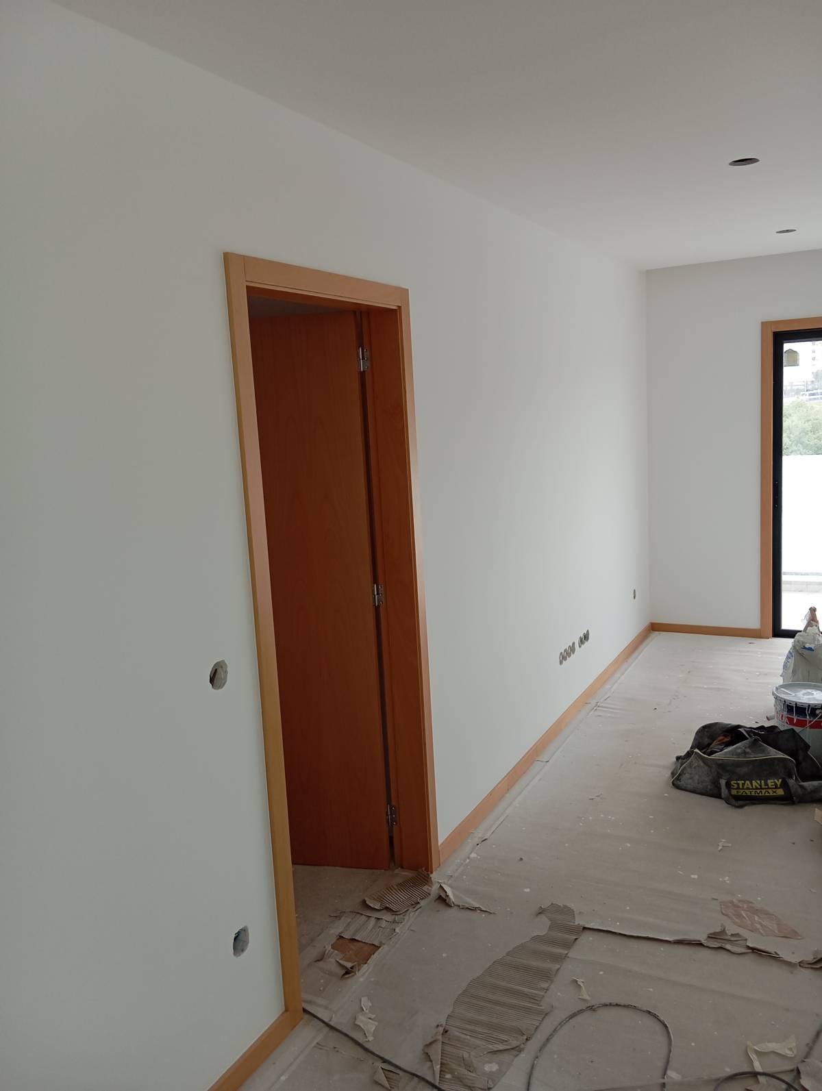 Ál pinturas. - Maia - Außenanstrich