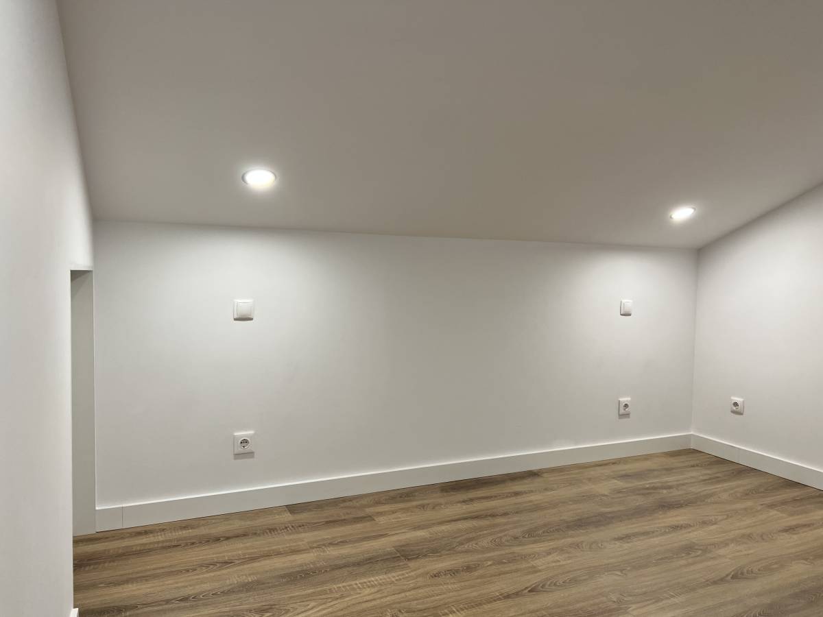 OldNewHouse - Caldas da Rainha - Manutenção ou Reparação de Frigorífico