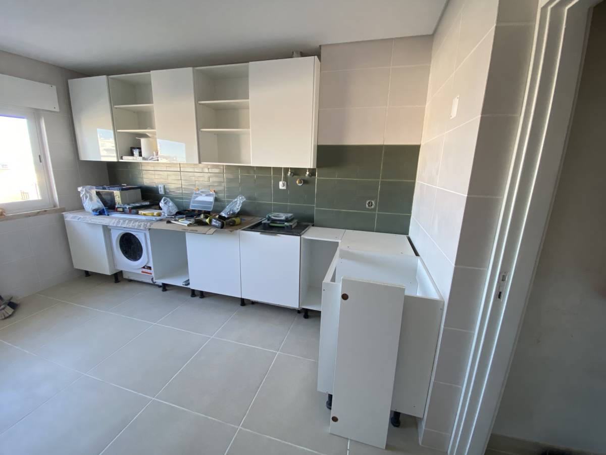 OldNewHouse - Caldas da Rainha - Remodelação de Armários