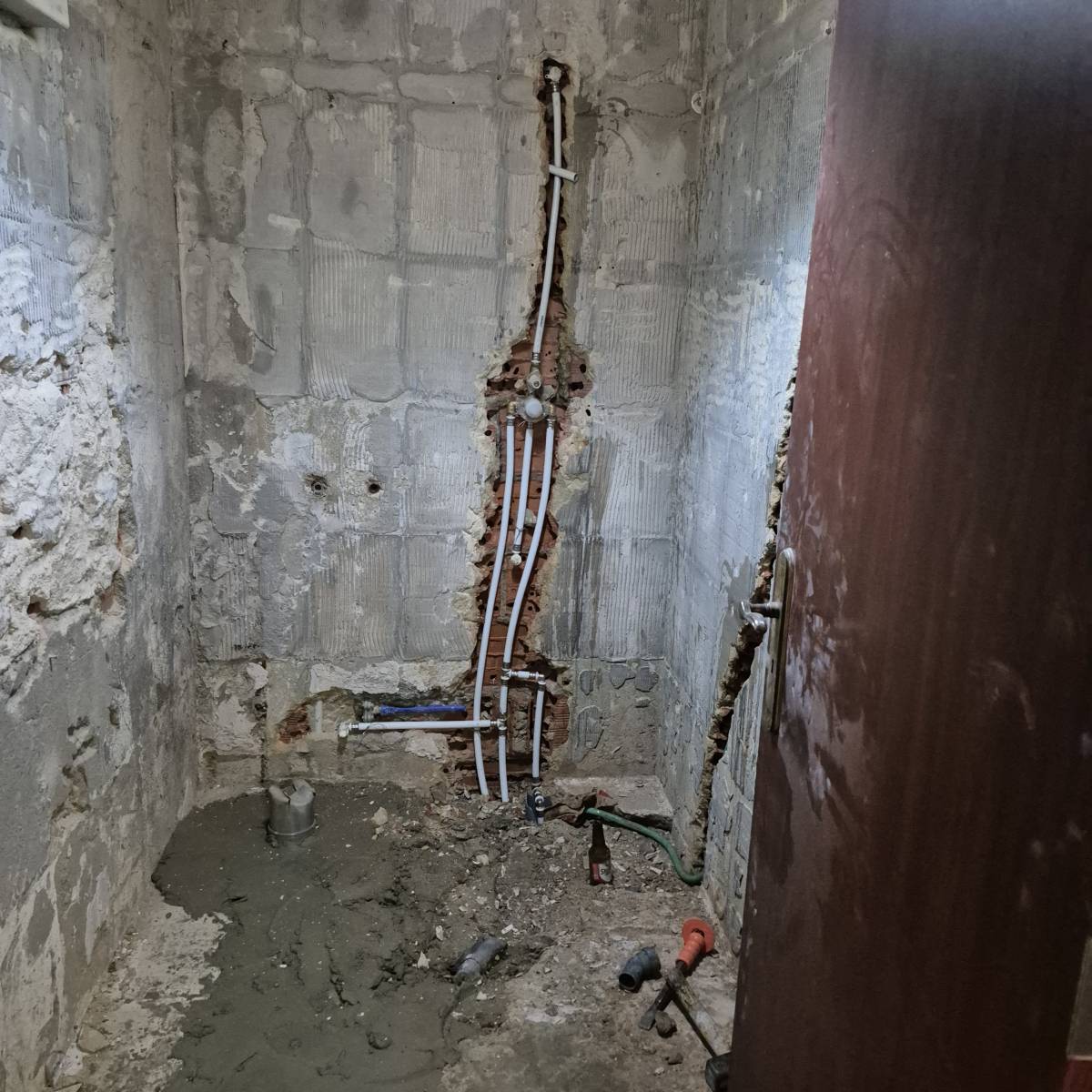 Scapinello Remodelação e construções - Seixal - Pintura de Portas