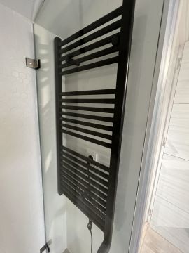 OldNewHouse - Caldas da Rainha - Remodelação de Casa de Banho