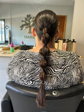 Carina - Gondomar - Hairdressers and Makeup Artists