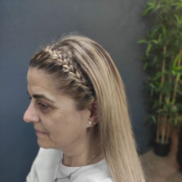 Carina - Gondomar - Wedding Hair Styling