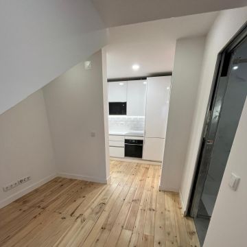 G7N - PROPERTIES, UNIPESSOAL LDA - Lisboa - Remodelação de Casa de Banho