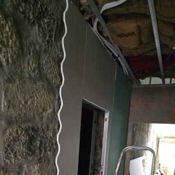 Pomins remodelações Marcos Pomin Unipessoal LDA - Vila Nova de Gaia - Instalação de Alcatifa