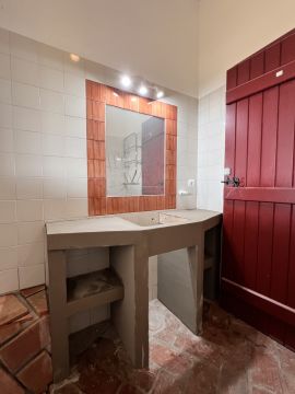 OldNewHouse - Caldas da Rainha - Instalação de Interruptores e Tomadas