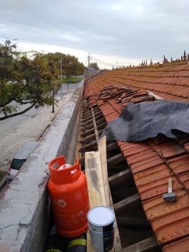 Scapinello Remodelação e construções - Seixal - Pintura de Móveis