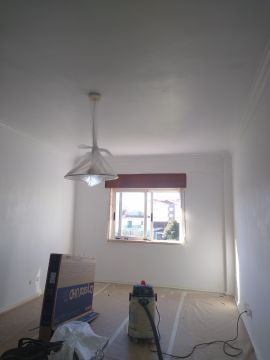 Scapinello Remodelação e construções - Seixal - Reparação de Porta