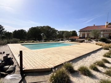 OldNewHouse - Caldas da Rainha - Instalação de Marquises