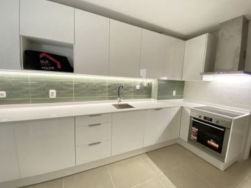 OldNewHouse - Caldas da Rainha - Pintura de Casas