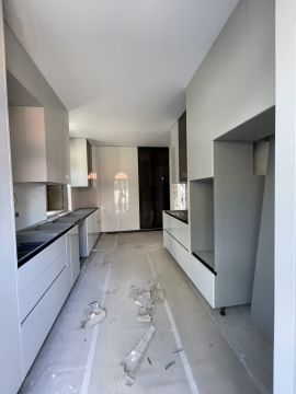 Zeeman Construçoes - Barcelos - Fitnessgeräte montieren