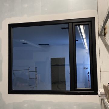 JLRS Caixilharia - Vila Nova de Gaia - Door Installation