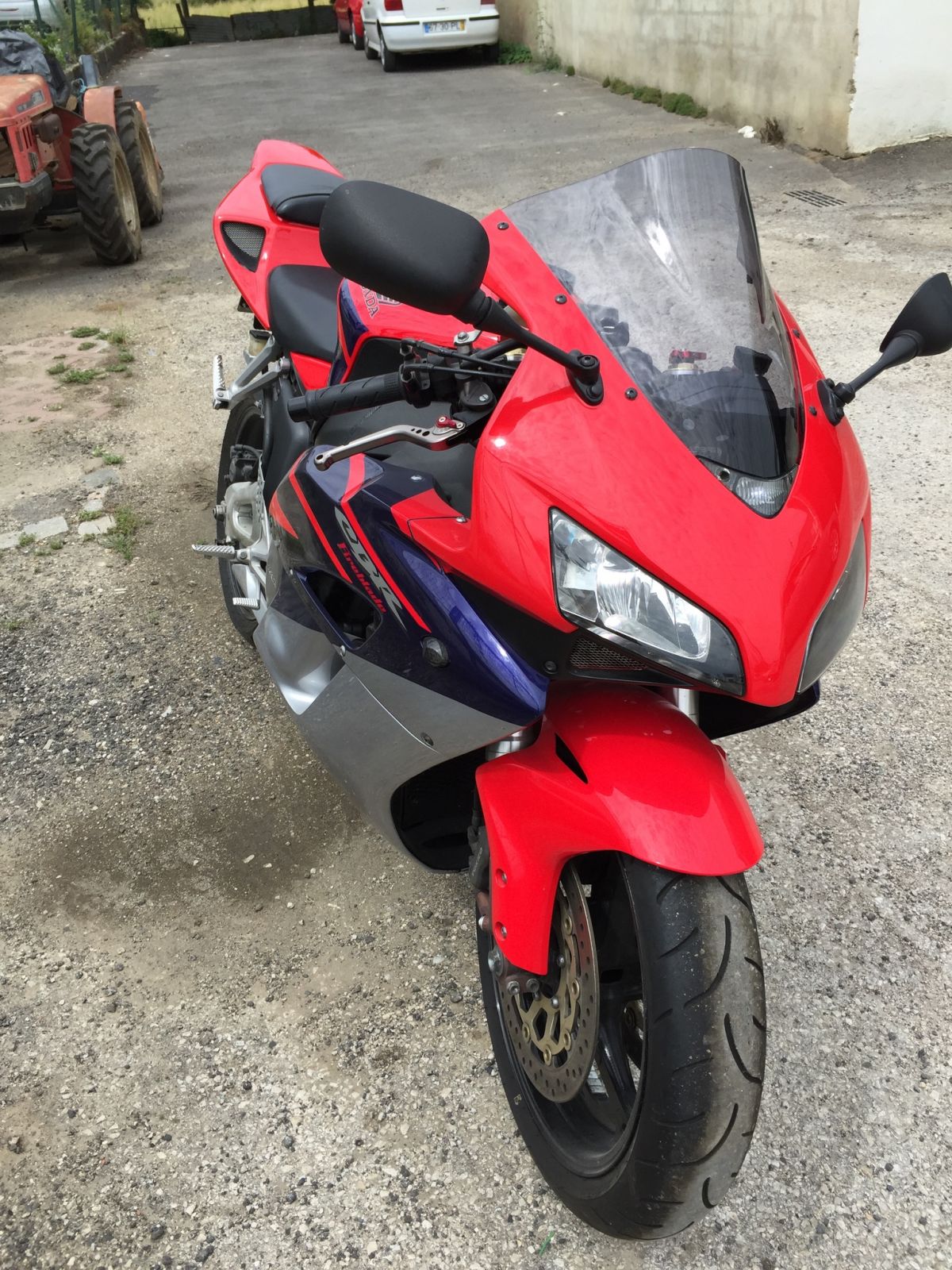 Lucasgarage - Sintra - Moto Repair