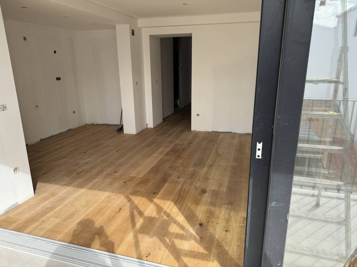 Marcos Porto Limitada - Torres Vedras - Cabinet Repair