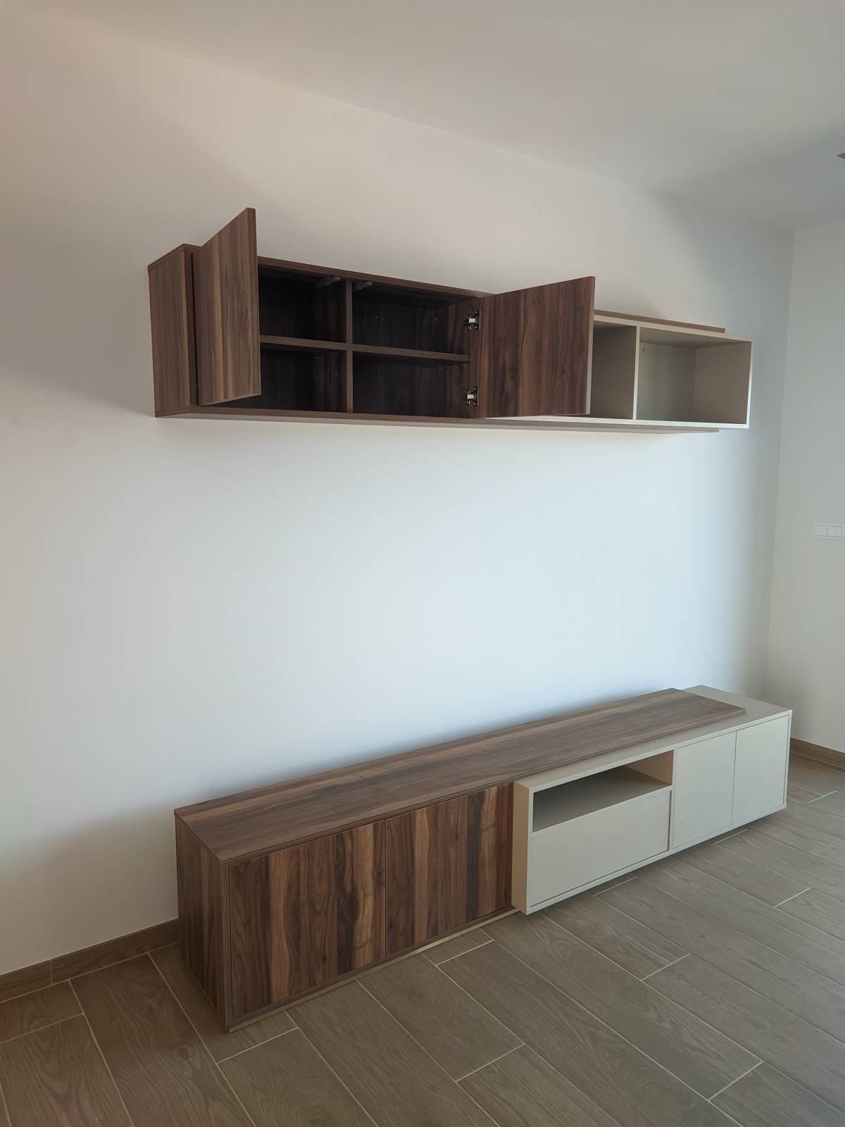 Rodrigo montador de mobiliário - Vila Real - Montagem de  Cama